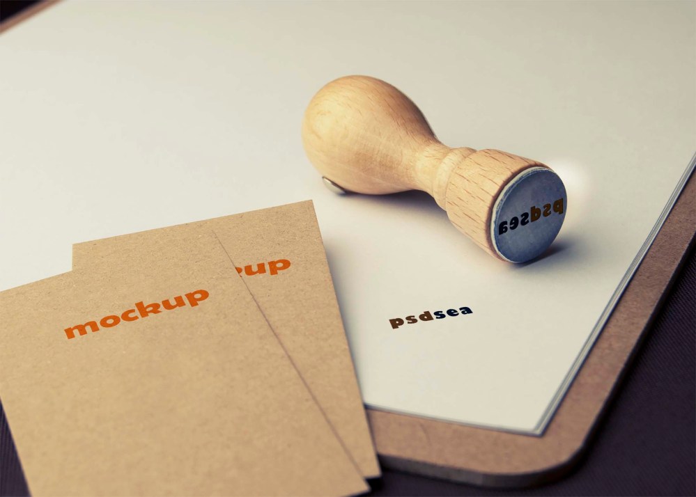 Free Office Card Mockup - Graphicfolks