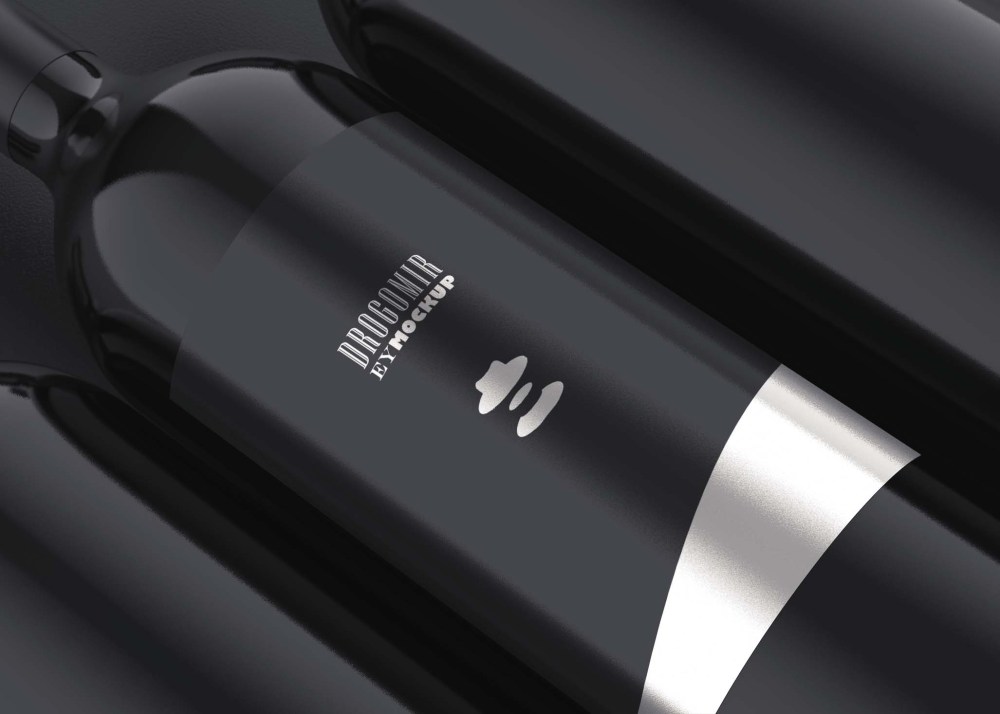 Free Zoom Wine Label Mockup - Graphicfolks