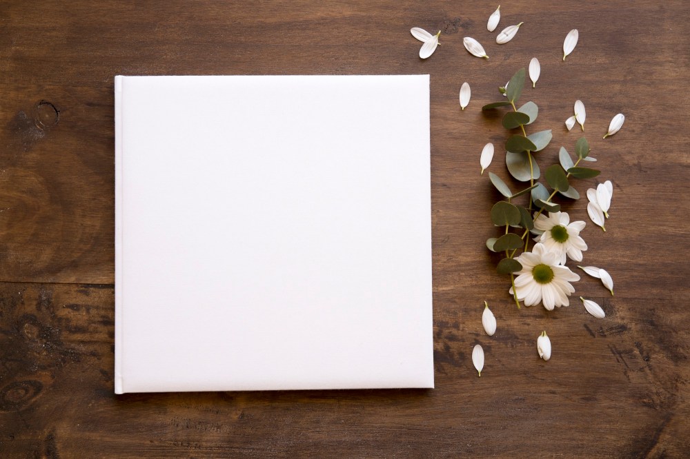 Square paper mockup with flowers
