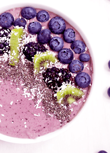 11 Fun And Healthy Smoothie Bowls - GreenBlender