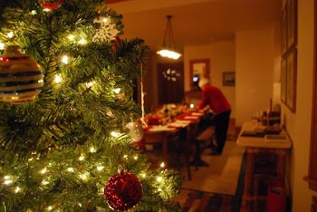 12262013tableisset.jpg
