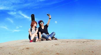 2 girls selfie on sandhill