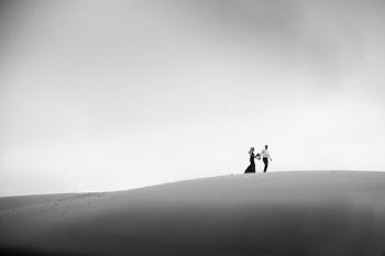 2 Person Walking on the Field · Free Stock Photo