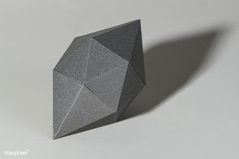 3D gray octahedral polyhedron shaped paper craft on a gray background | Free  photo - 2338719