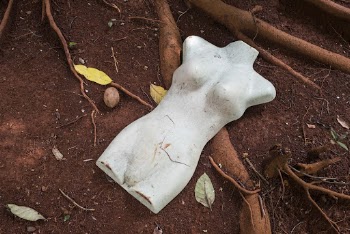 A cast away mannequin. Free | Free Photo - rawpixel