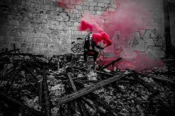 A city in ruins is a everyday thing for the joker