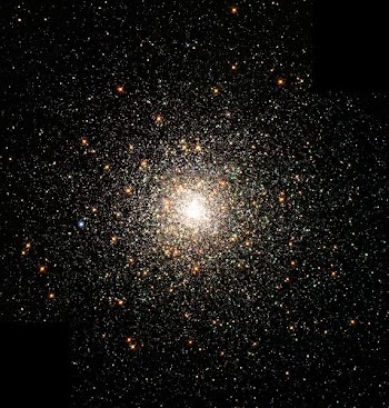 A close-up photo of the bright center of a star cluster.