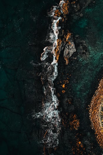 A drone shot from Oahu / Hawaii.
