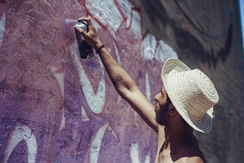 A shot taken by the talented Amani Aouadhi (@Gothinfection) featuring GATONE (@gat.one_01) for Breakreate. 
www.thebreakreate.com