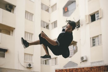 A shot taken by the talented Med Mhamdi (@nynomedmhamdi) featuring Hichem Naami (@hichemnaami) for Breakreate. 
 www.thebreakreate.com