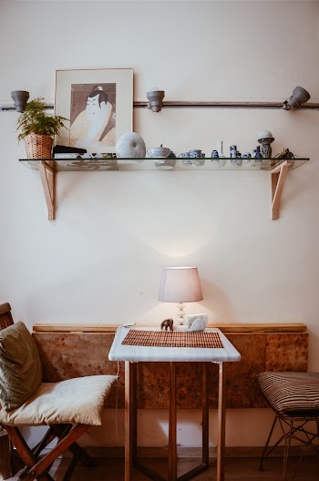 A Simple and Cozy Living Room