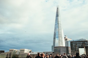 A small crowd of people | Free Photo - rawpixel
