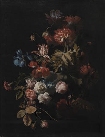 A Vase with Flowers | Free Photo - rawpixel