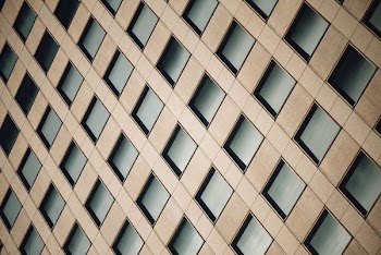 A wall with a diagonal pattern of squares.
