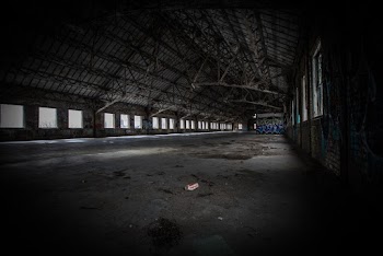 abandoned bulding