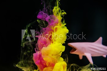 Acryllic color dissolving in water