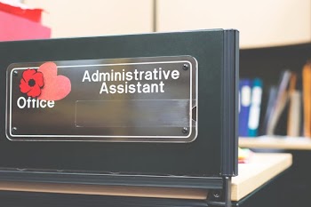 Administrative Assistant Sign