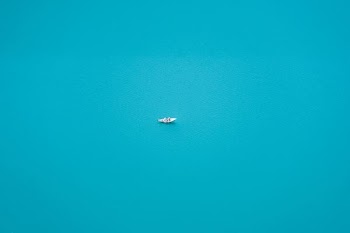 aerial photo of boat