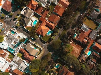 aerial photo of concrete buildings