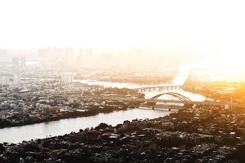 aerial photograph of a cityscape