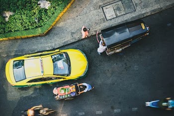 aerial photography of vehicles
