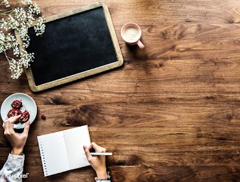 Aerial view of empty black board and woman wr.. | Free stock psd mockup - 385065