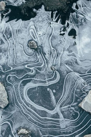 aerial view photography of body of water