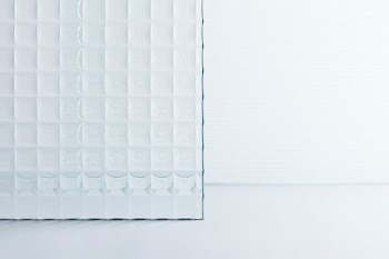 Aesthetic background with patterned glass… | Free stock photo | High Resolution image