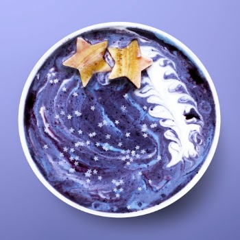 Aesthetic smoothie bowl, food photography, | Free Photo - rawpixel