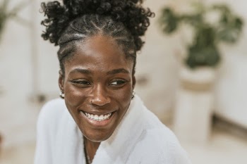 African American woman in bathrobe | Free Photo - rawpixel