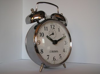 Alarm_Clock__8_.JPG