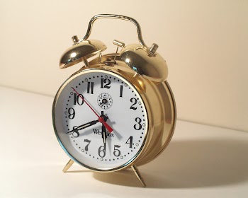 alarmClock009.jpg