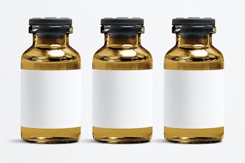 Amber injection vial glass bottle with blank white label