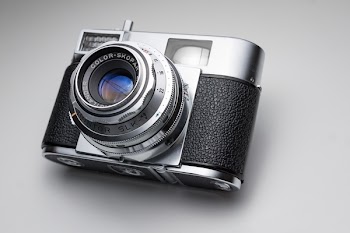          Analogue Camera Free Photo     