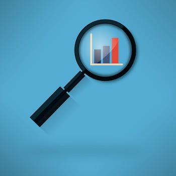  Analyzing histogram with magnifying glass 