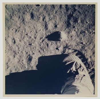 Apollo 11 Moon Landing | Free Photo - rawpixel