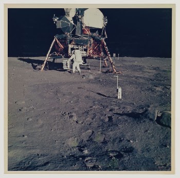 Apollo 11 Moon Landing | Free Photo - rawpixel