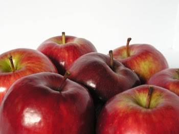 Apples__1_.JPG