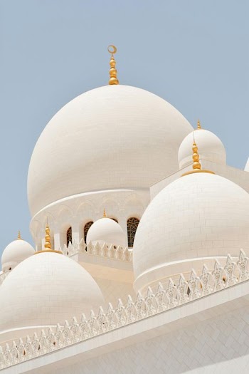 Architectural Detail of a White Mosque Dome