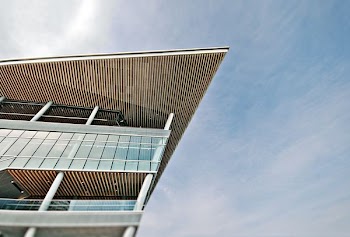 architectural photo of high-rise building