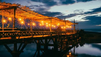 Architectural Photography of Brown Wooden Bridge