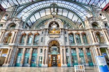 Architectural Photography of Gray and Teal Building