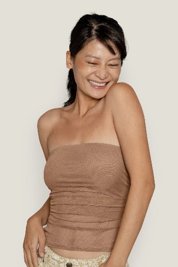 Asian woman in tube top | Free Photo - rawpixel