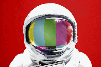 Astronaut helmet mockup, spacesuit psd | Free PSD Mockup - rawpixel