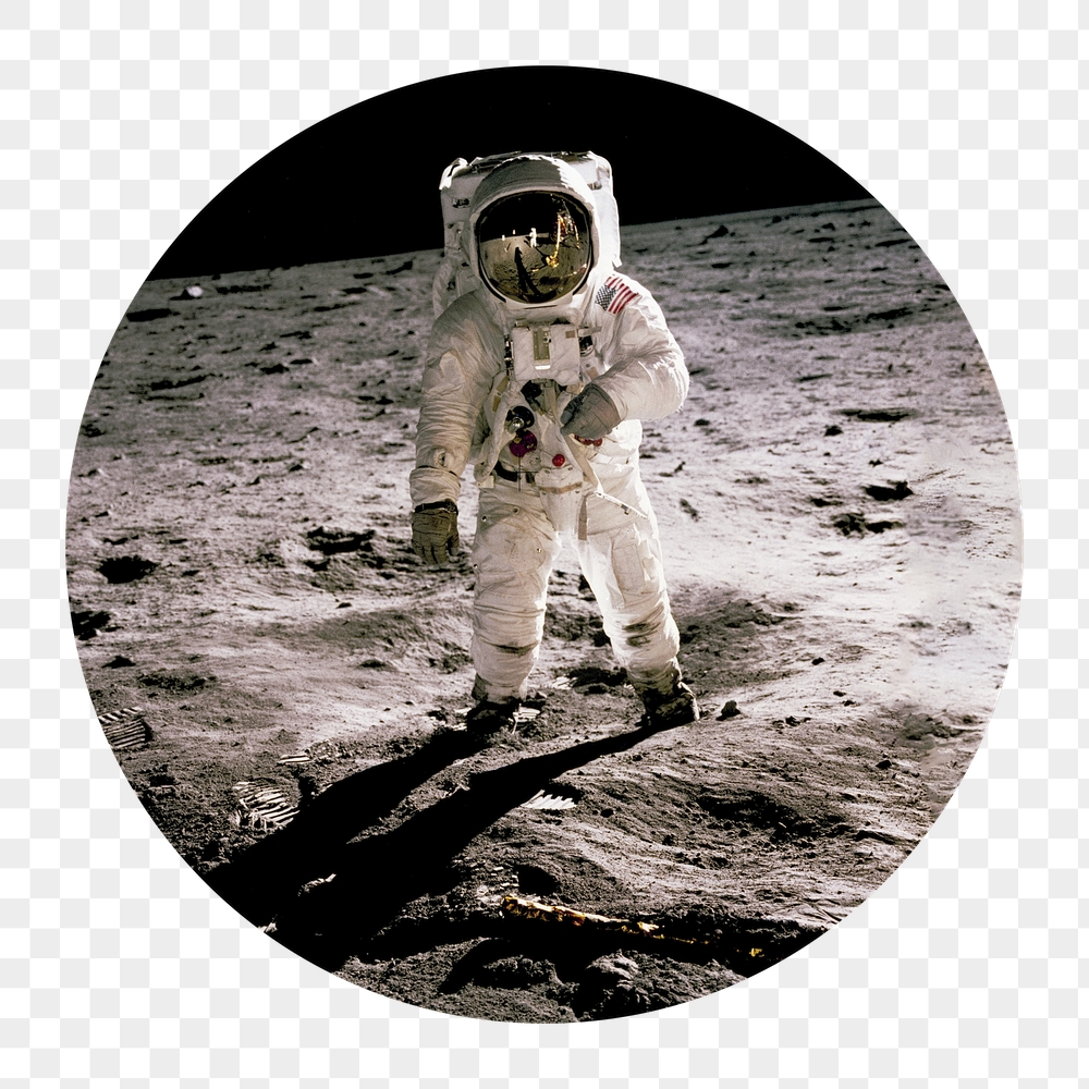 Astronaut png on the moon | Free PNG - rawpixel