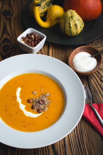 Autumn pumpkin soup 