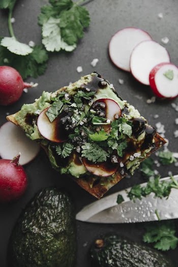 Avocado Toast With Raddish