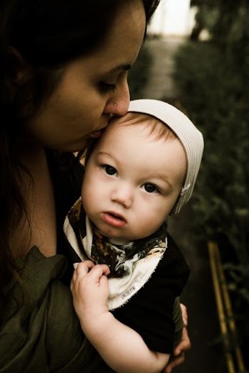baby's white knit hat