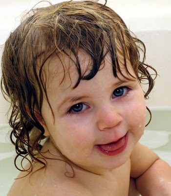 babybathface.jpg