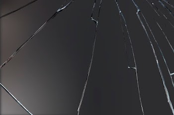 Background vector with broken mirror effect | Free stock illustration | High Resolution graphic